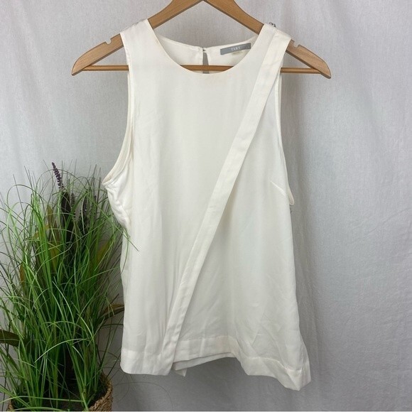 Tart Ivory Sleeveless Drape Front Zip Shoulder Top NEW M - Picture 2 of 8